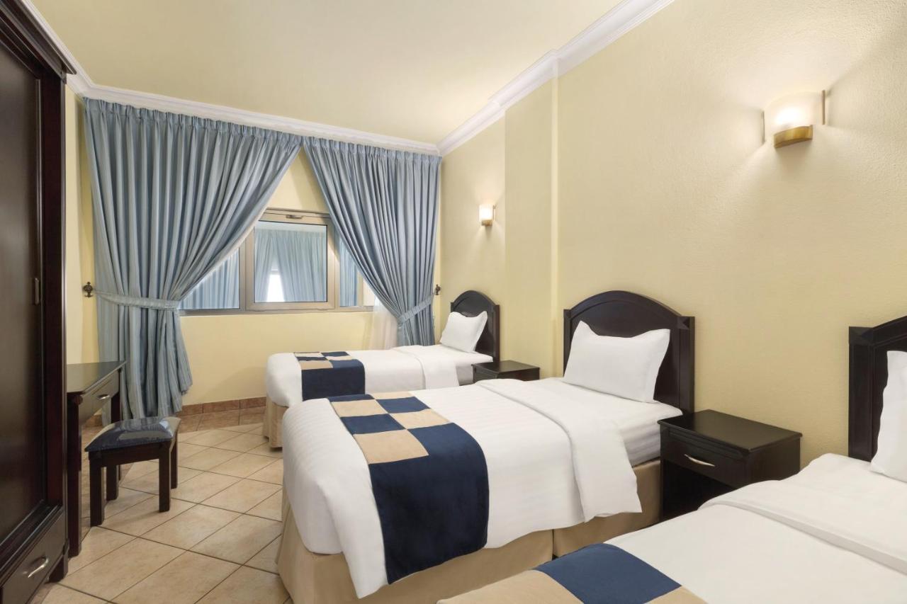 Howard Johnson Dammam Hotel Esterno foto